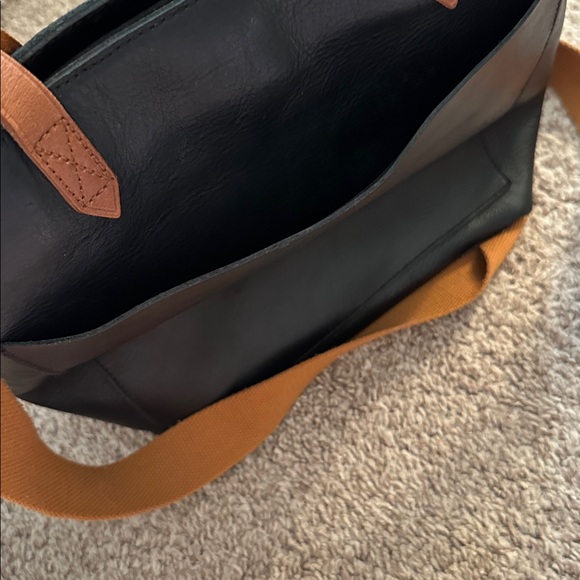 Madewell The Zip-Top Medium Transport Tote - Picture 5 of 14